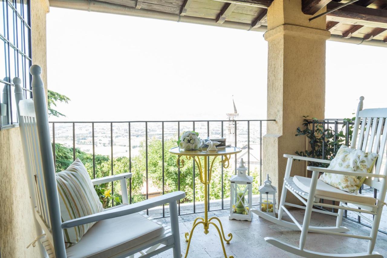 Double Room Balcony Garden View