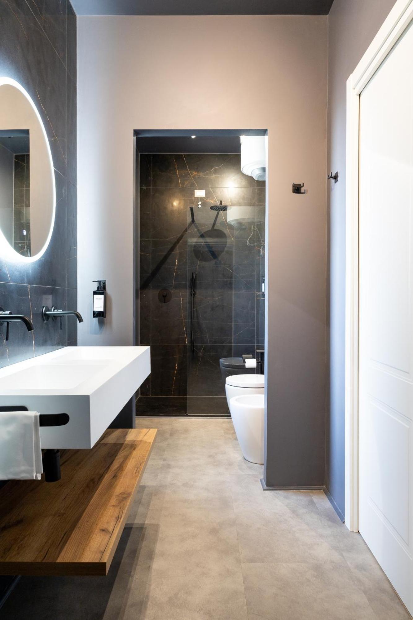 Two-Bedroom Superior Apartment Annex