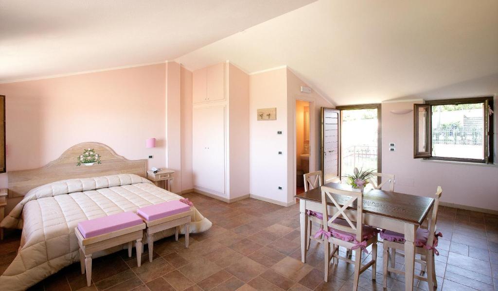 Superior Quadruple Room,67659800:JPEG