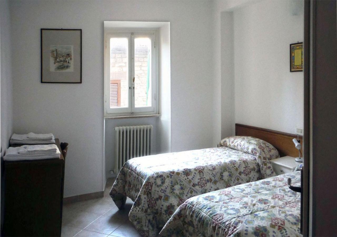 Camera Doppia con Letti Singoli