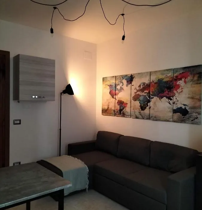 Queen apartment al Palazzetto-1