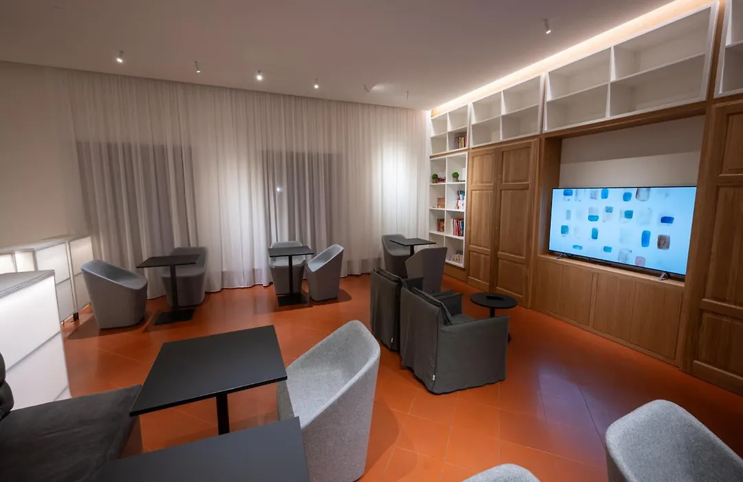 Hotel Moderno-1