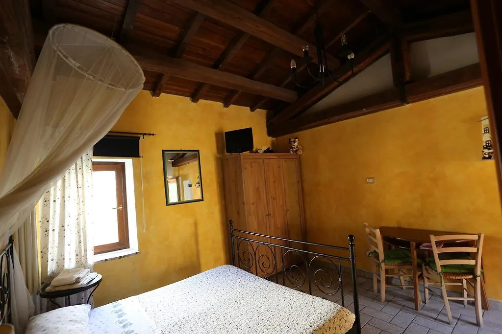 B&B La Casuccia Di Assisi-1