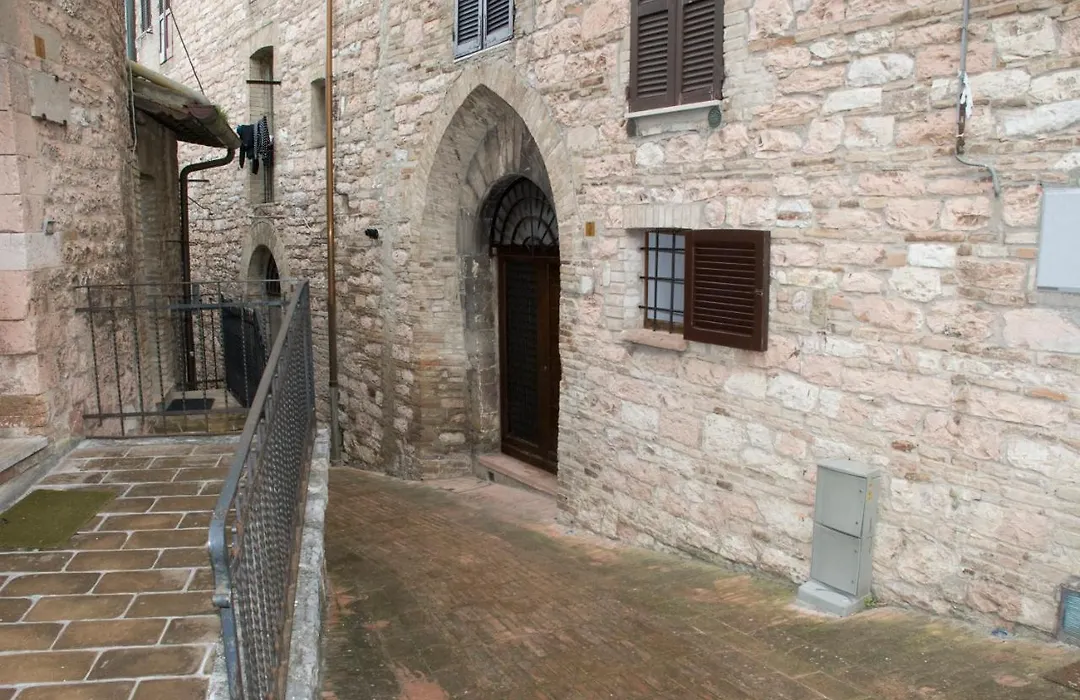 Happy House - La Basilica-1
