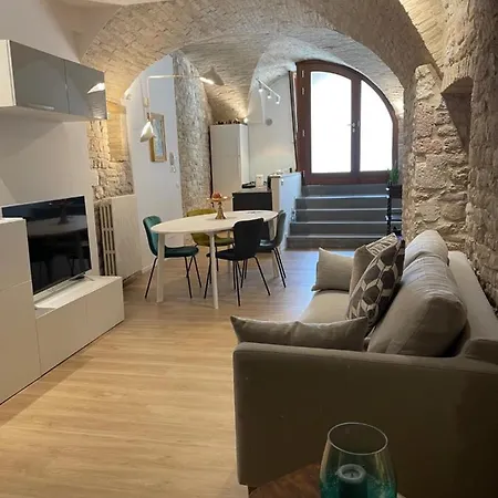 Assisi Ad Apartaments - Sorella Luna Boutique Home-3