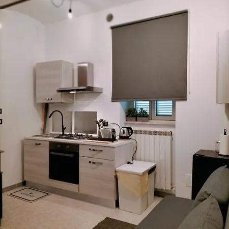 Queen apartment al Palazzetto-2