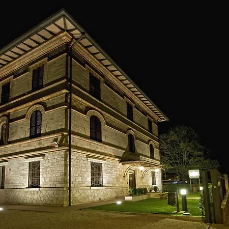 Villa Raffaello Park Hotel-3